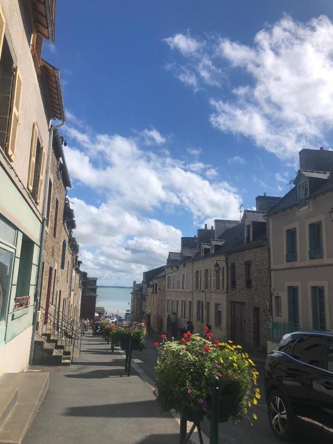 Appartement Rue Nationale - Port De La Houle Cancale Exterior foto